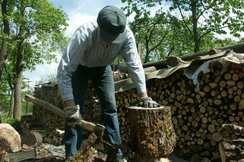 chop wood 1