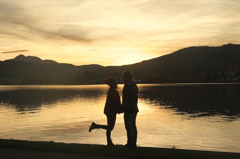 gelukkig koppel heeft hechte relatie